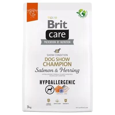 Brit Care Hypoallergenic Dog Show Champion Somon și hering 3 kg